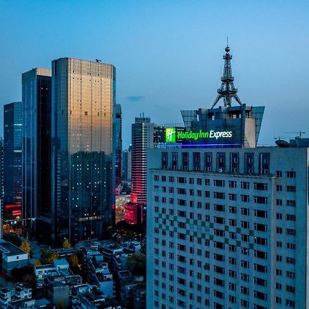 Holiday Inn Express Chengdu Tianfu Square By Ihg - Chunxi Road And Kuanzhai Alley Ngoại thất bức ảnh
