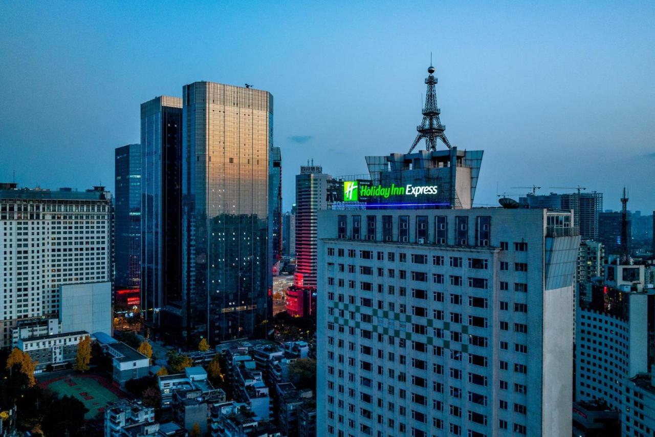 Holiday Inn Express Chengdu Tianfu Square By Ihg - Chunxi Road And Kuanzhai Alley Ngoại thất bức ảnh