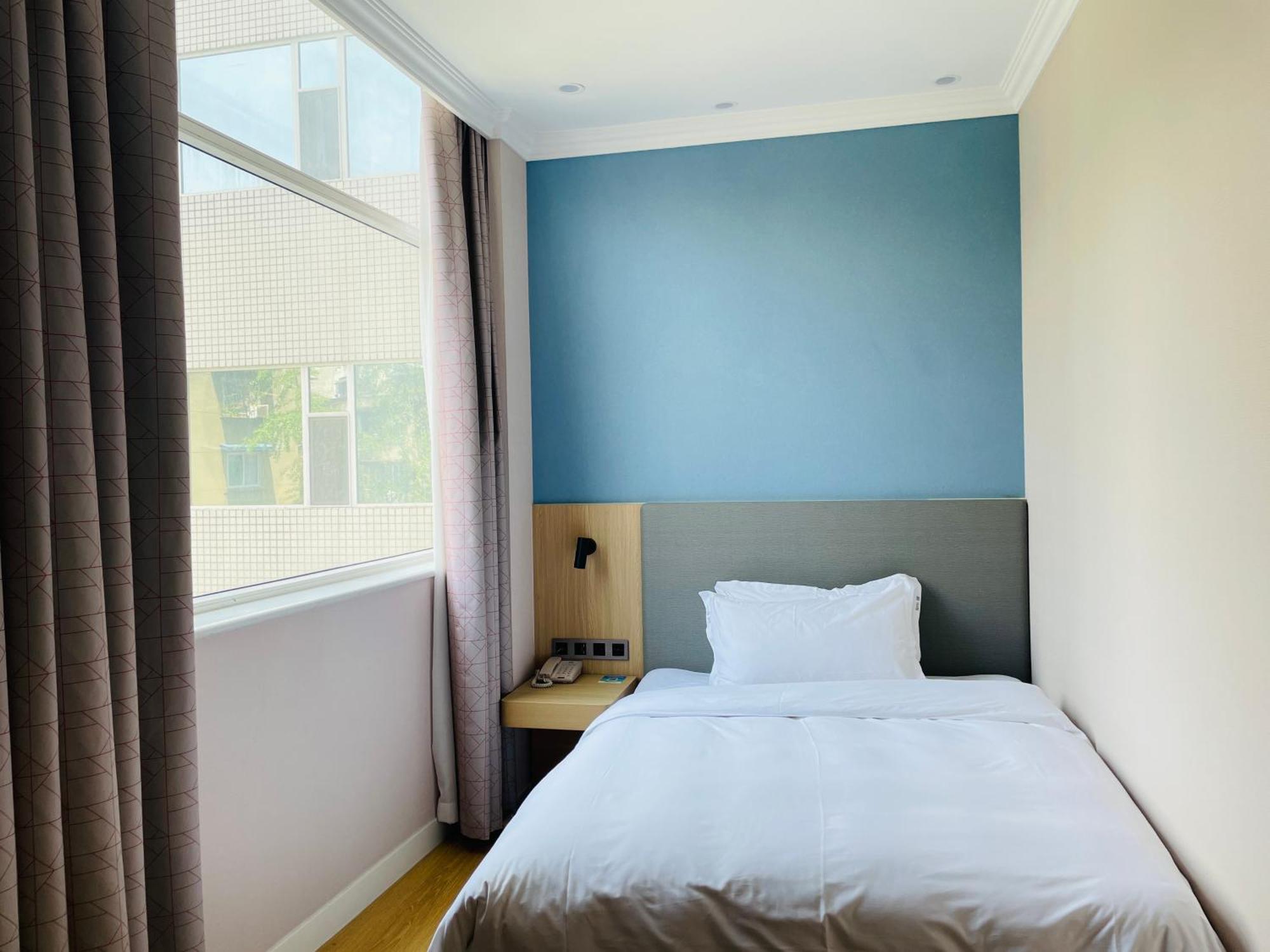 Holiday Inn Express Chengdu Tianfu Square By Ihg - Chunxi Road And Kuanzhai Alley Ngoại thất bức ảnh