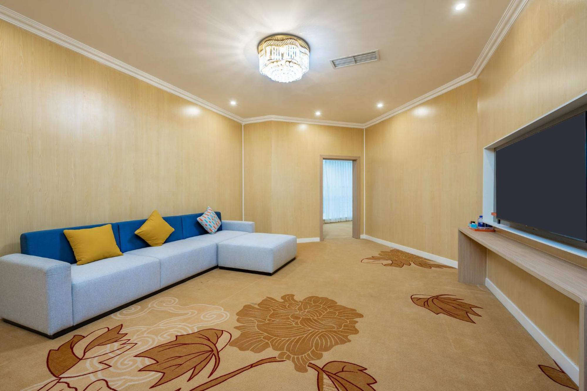 Holiday Inn Express Chengdu Tianfu Square By Ihg - Chunxi Road And Kuanzhai Alley Ngoại thất bức ảnh